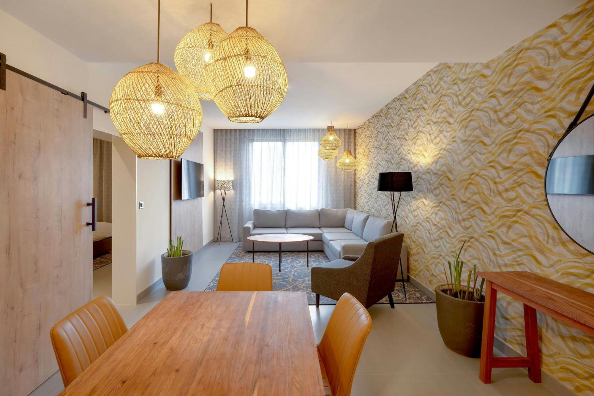 Protea Hotel By Marriott Ndola Bagian luar foto